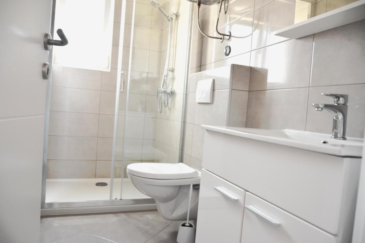 Rab Apartments Aurora Rab Town Kültér fotó