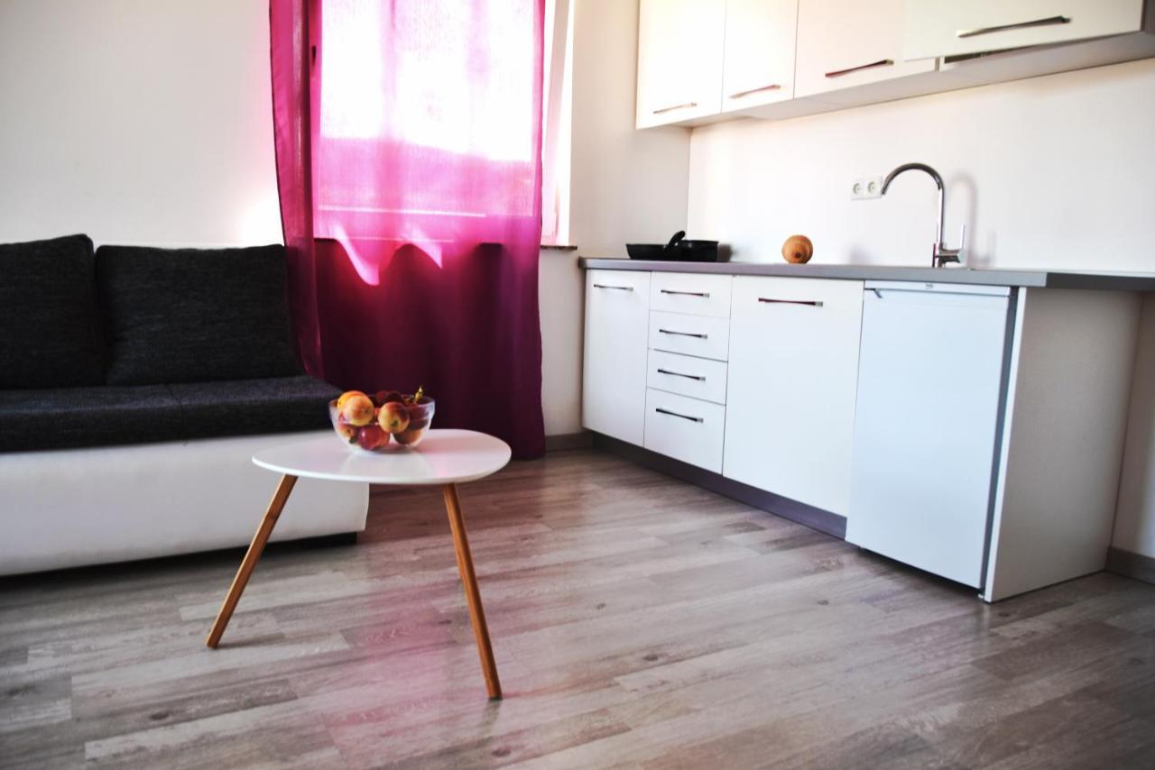 Rab Apartments Aurora Rab Town Kültér fotó