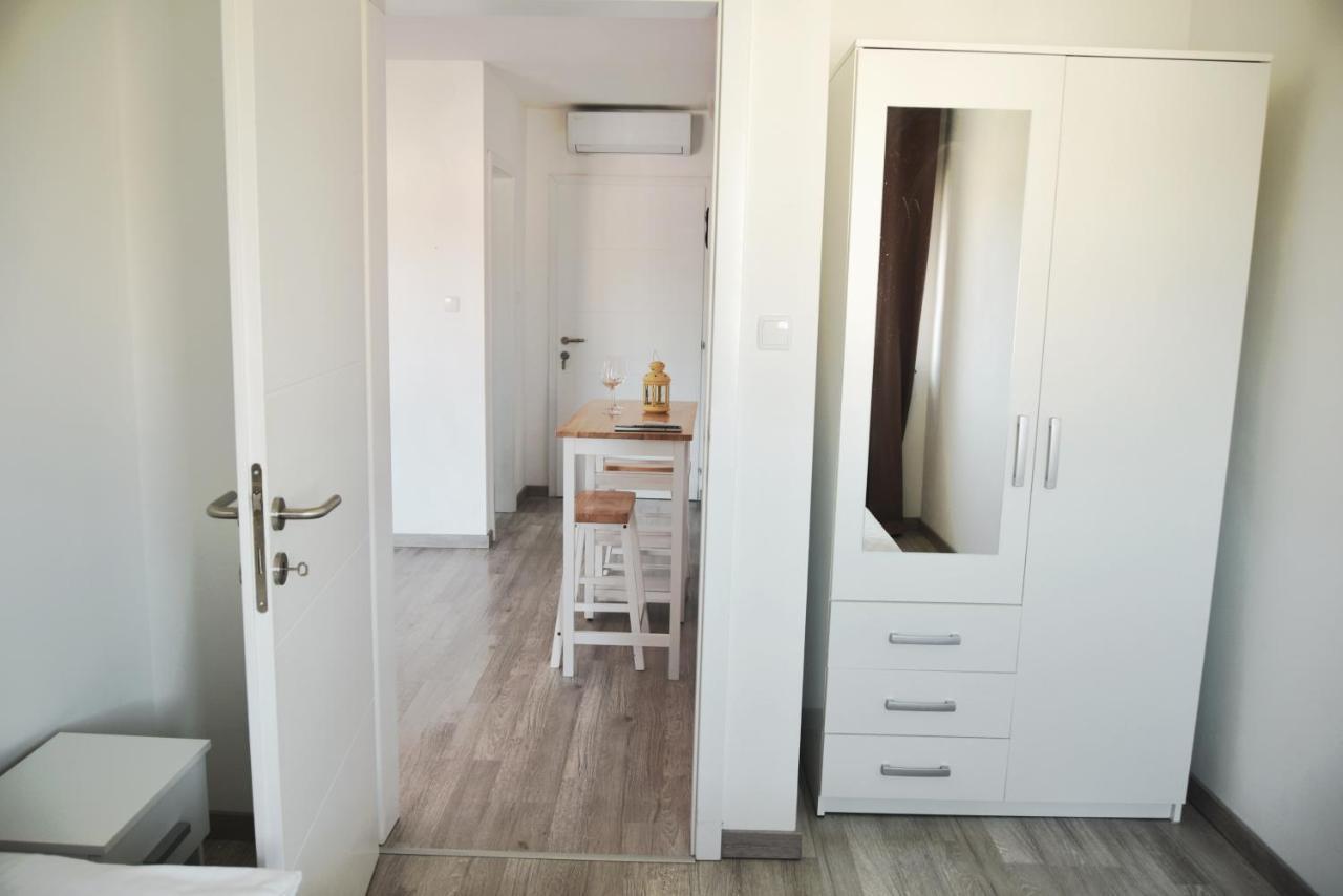 Rab Apartments Aurora Rab Town Kültér fotó